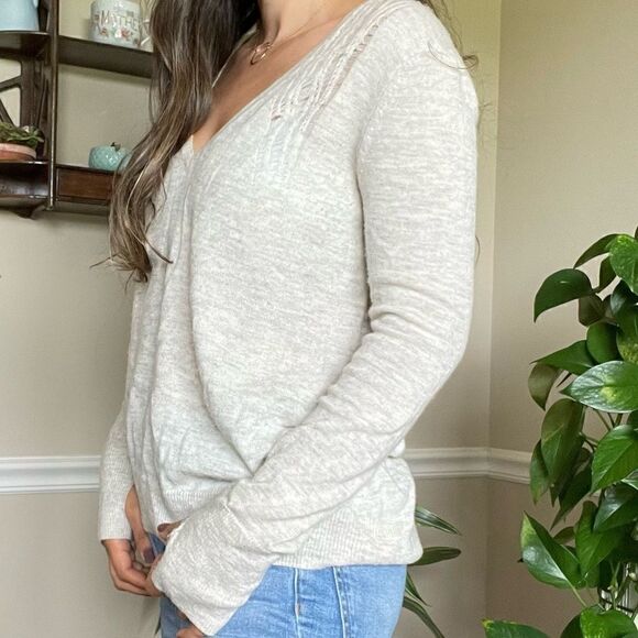 Pam & Gela Shredded Destroyed Pullover Sweater Beige Wool Blend Women Medium M - Picture 2 of 10